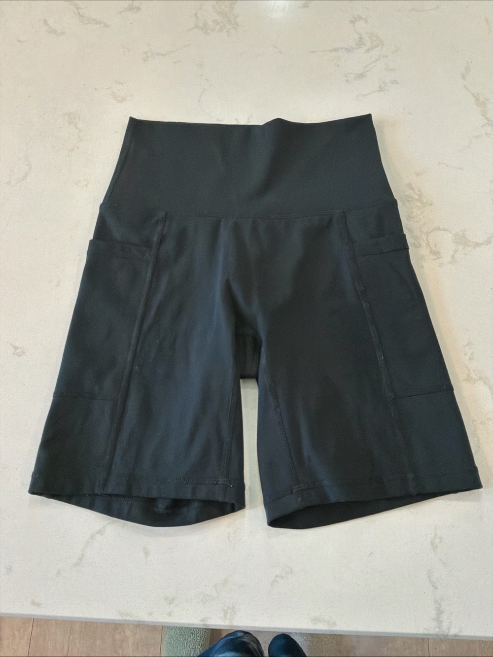 Offline by Aerie Black Biker Shorts Sz S Pockets Workout
